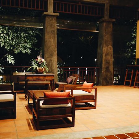 Hotel De L'Amour Sha Plus Prakhoncsaj Kültér fotó