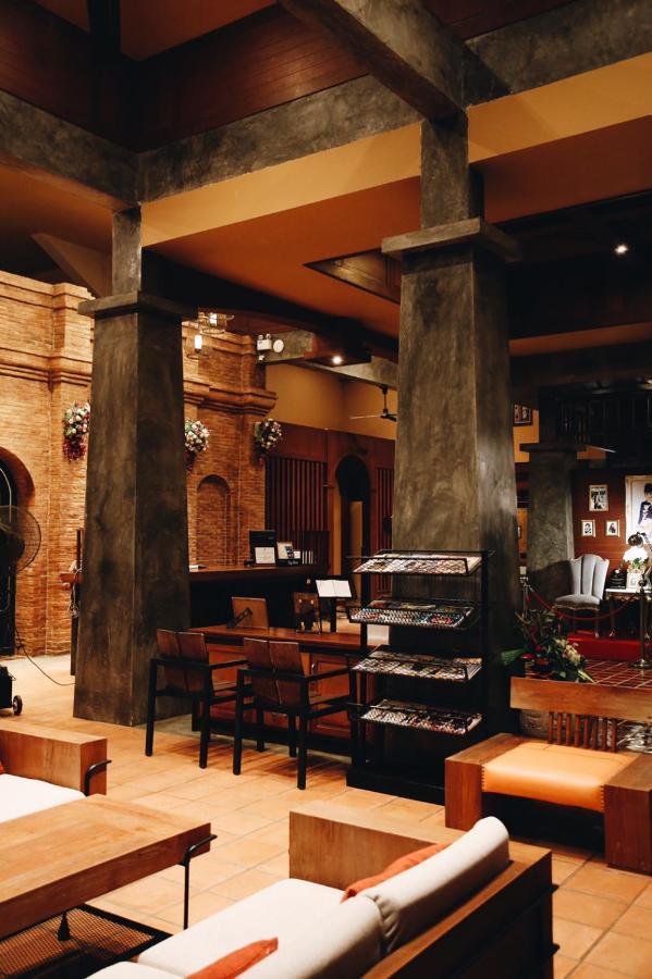 Hotel De L'Amour Sha Plus Prakhoncsaj Kültér fotó