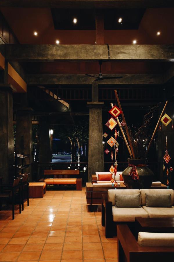 Hotel De L'Amour Sha Plus Prakhoncsaj Kültér fotó