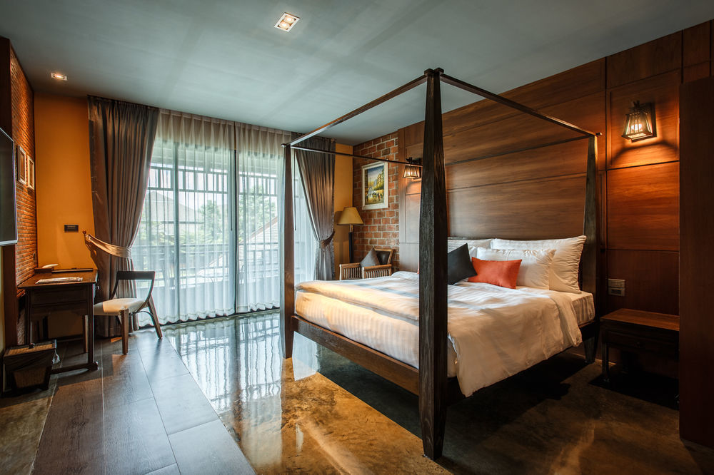 Hotel De L'Amour Sha Plus Prakhoncsaj Kültér fotó